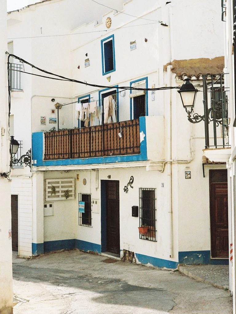 A Lyme Regis bed and breakfast with a blue front door